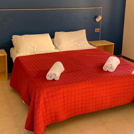 Residence Liana Albisano Торри-дель-Бенако Экстерьер фото
