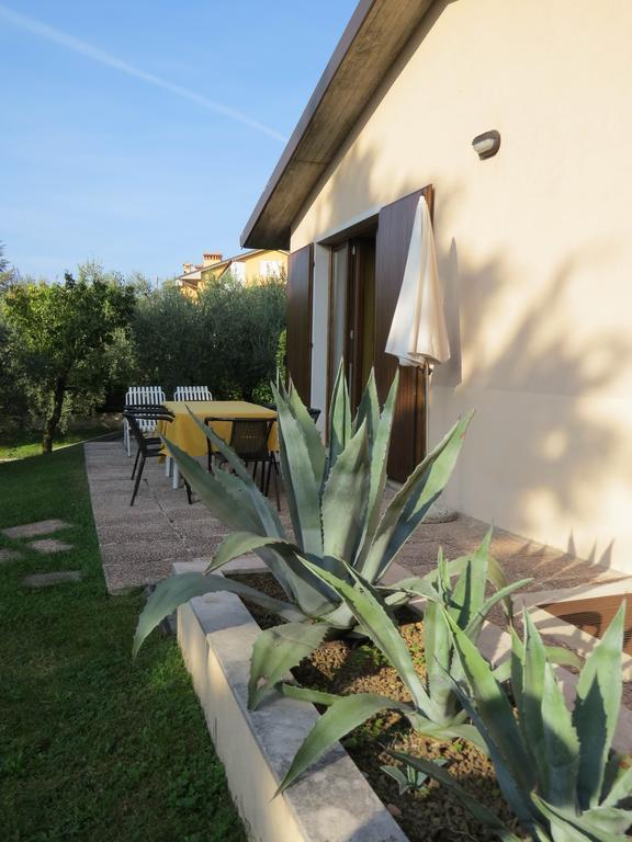 Residence Liana Albisano Торри-дель-Бенако Экстерьер фото