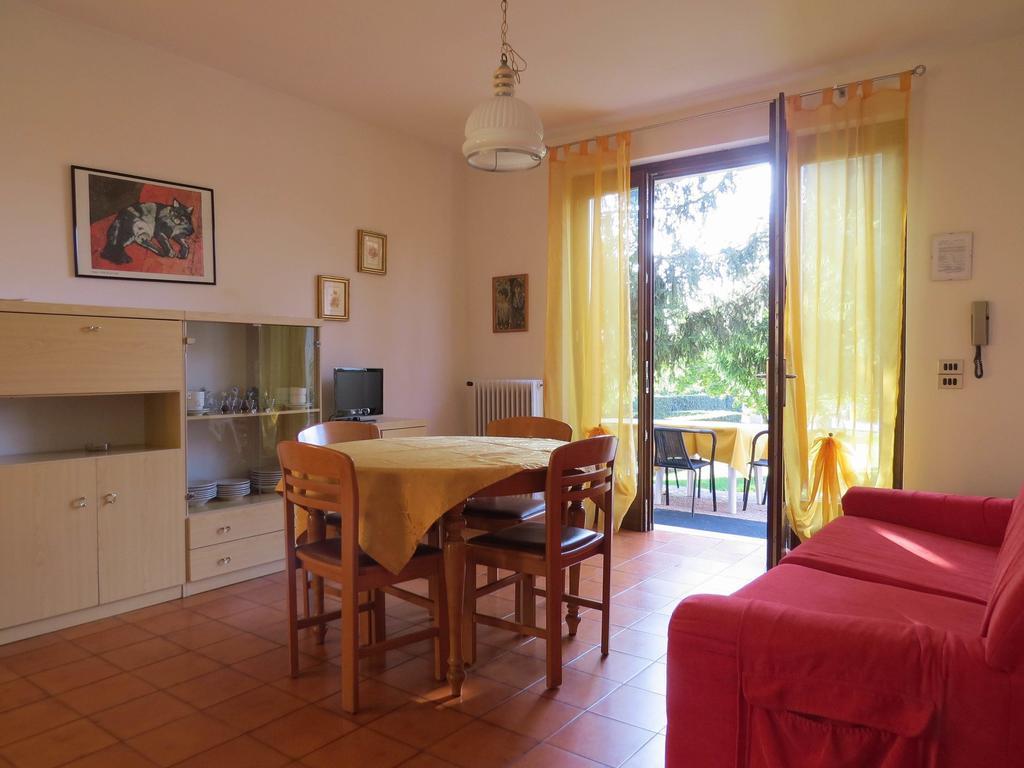Residence Liana Albisano Торри-дель-Бенако Экстерьер фото