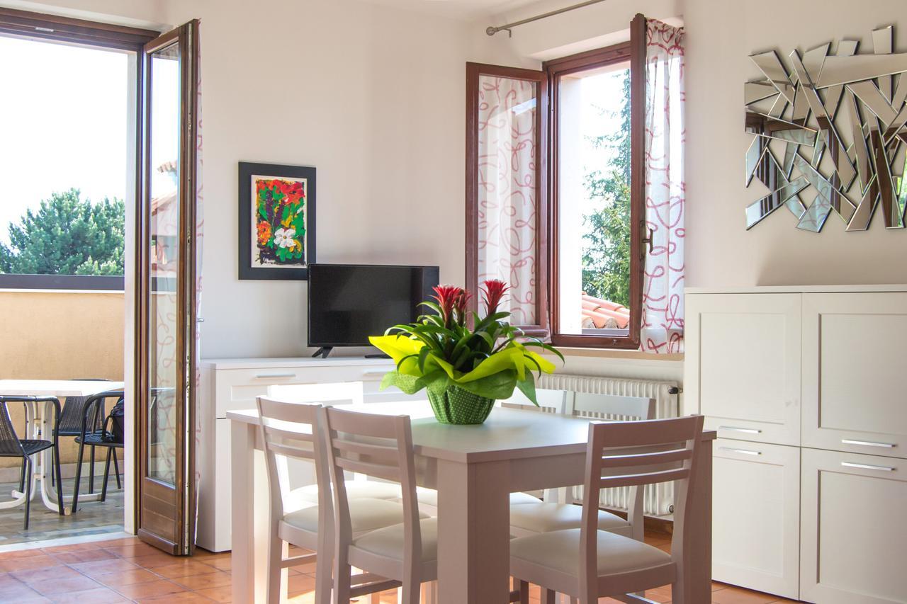 Residence Liana Albisano Торри-дель-Бенако Экстерьер фото